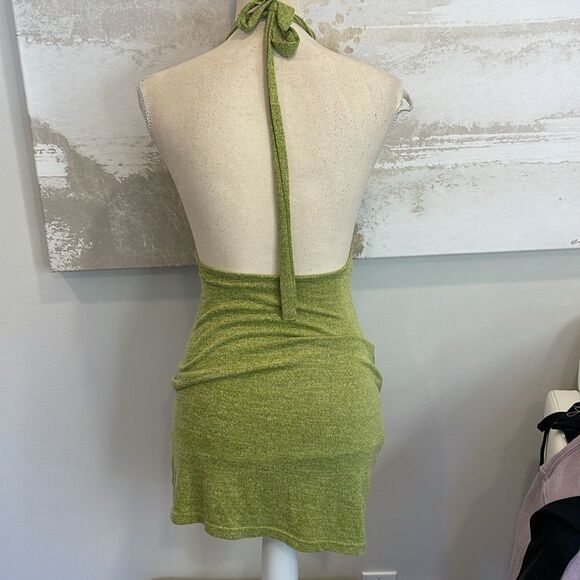 Sexy halter dress - Picture 2 of 4